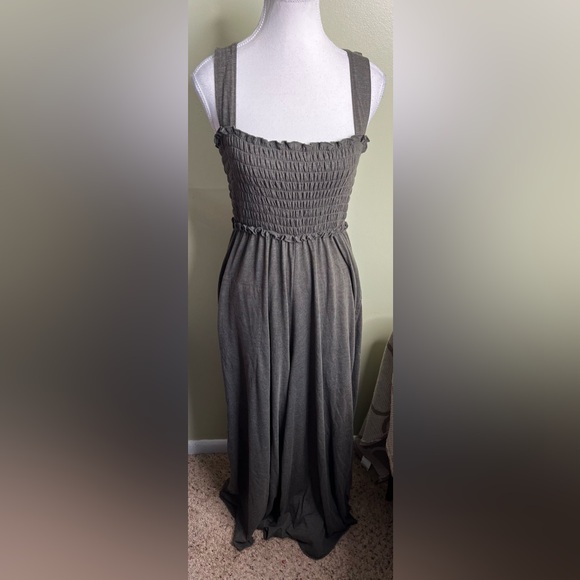 NATURAL LIFE Harper Jumpsuit Olive Green Jumper wide leg stretch Size Medium - Picture 3 of 15